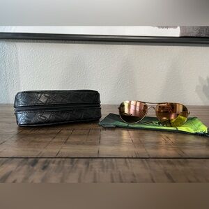 Oakley Feedback Womens Sunglass. Rose Gold Tortoise Prizm